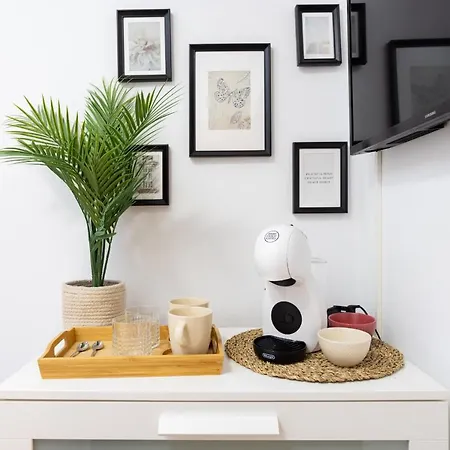 Eden 101 Surfy Stylish Bed&coffee Гостевой дом