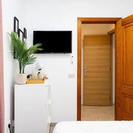 Eden 101 Surfy Stylish Bed&coffee *